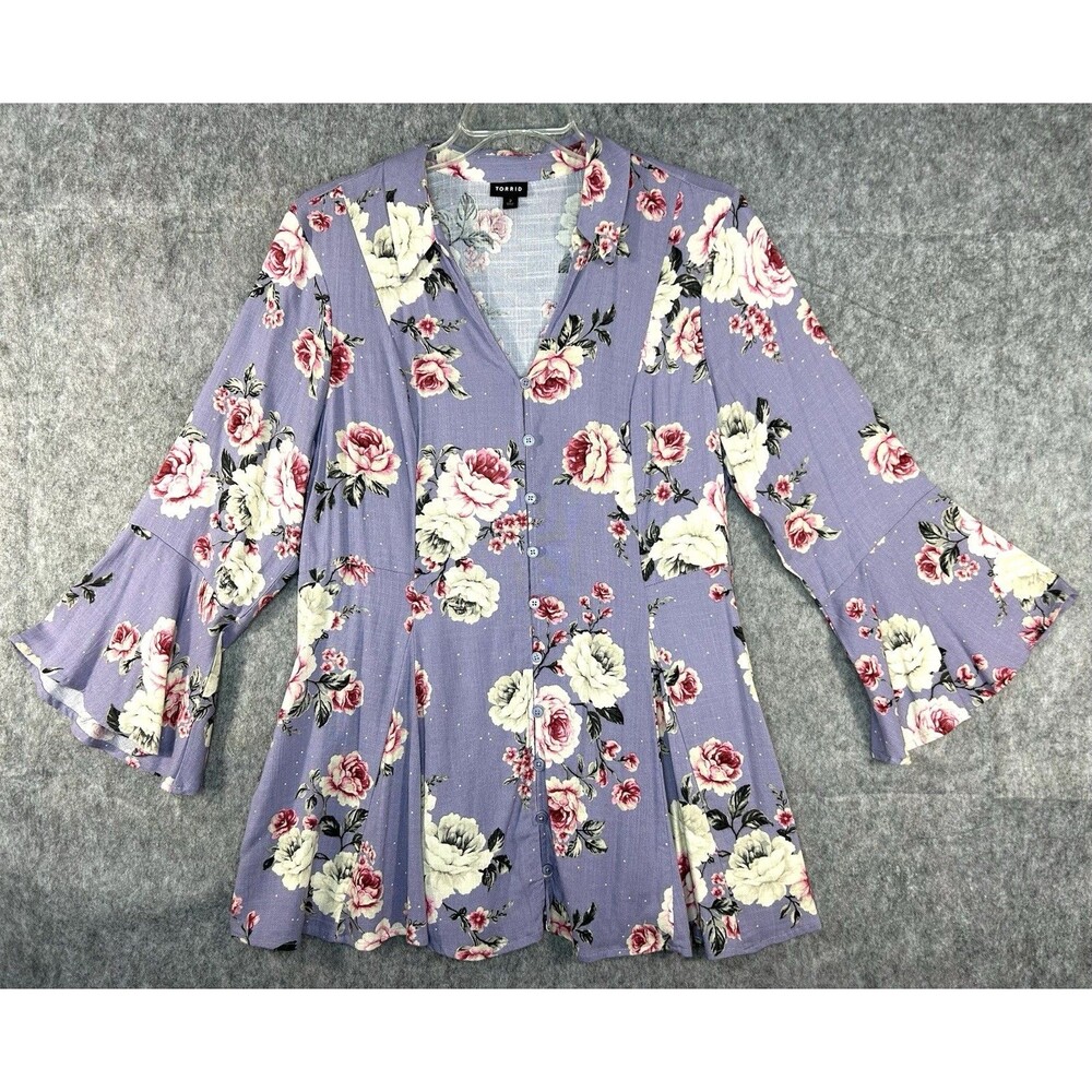Torrid Women's Blouse Size 2 Purple Floral Flutter Sleeve Top Roses Cottagecore